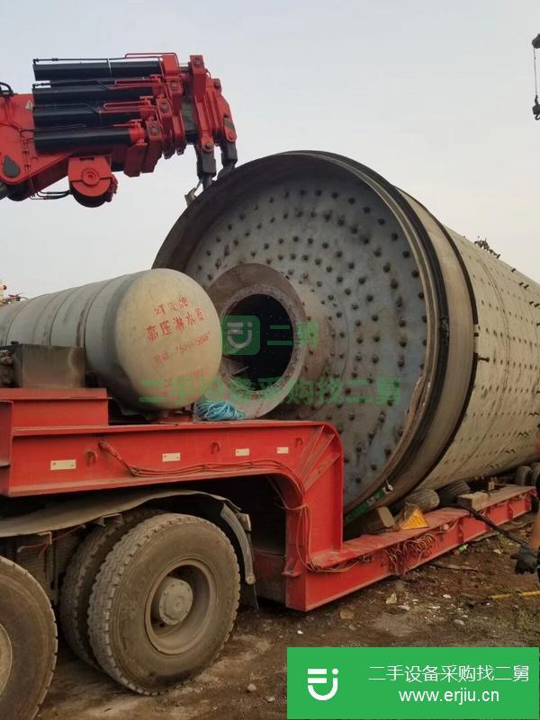 山東出售二手4.2x11m石灰石高效選礦球磨機