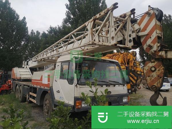 河北出售二手中聯重科25噸吊車車況精品非常好原車油漆