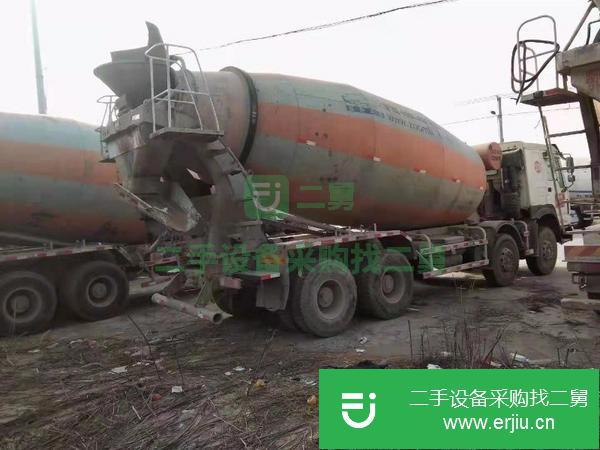 湖南出售二手14年12月份豪沃攪拌車國四排放