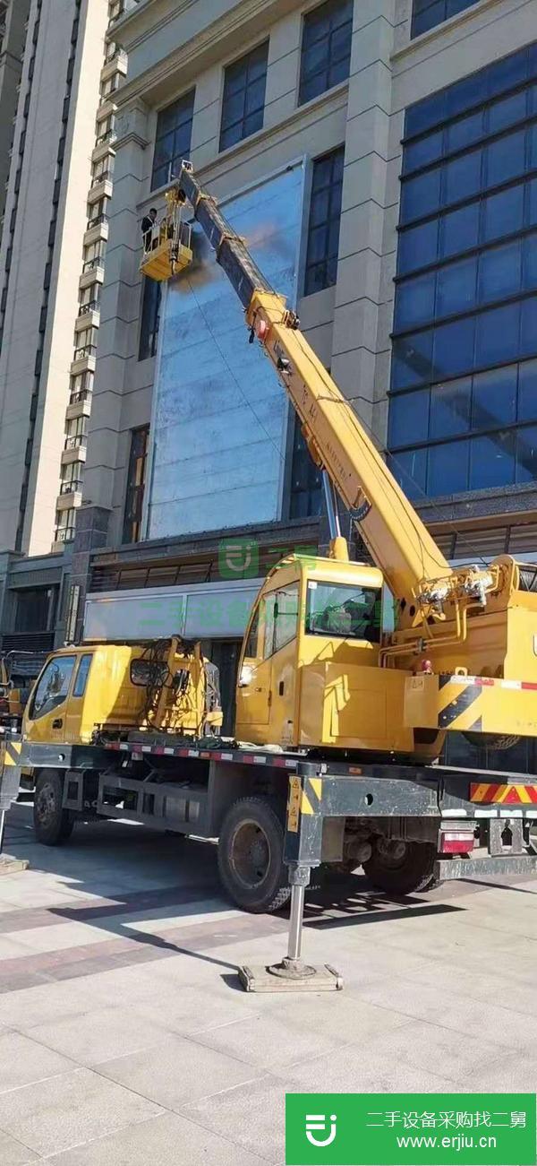 河北出售二手17年柳工四節(jié)臂八噸汽車吊