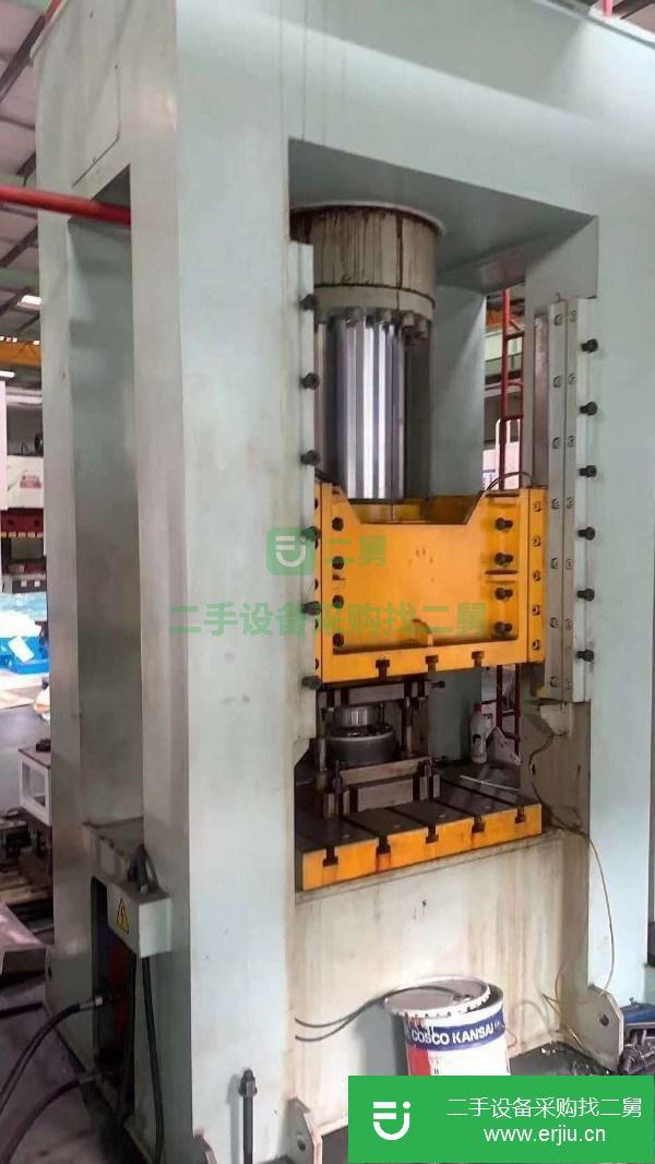 江蘇出售二手無錫大力315噸液壓機(jī)