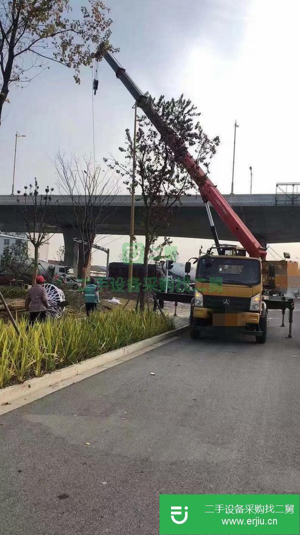 江蘇出售二手19年3月出廠上牌12噸汽車吊手續(xù)齊全