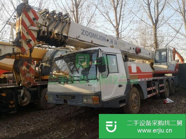 河北出售二手中聯(lián)重科25噸5節(jié)桿吊車車況精品原車油漆