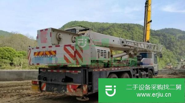 陜西出售二手13年中聯(lián)25v5國(guó)三吊車