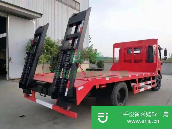 湖北出售二手單橋東風(fēng)華神平板運(yùn)輸車4200軸距玉柴160馬力陜齒八檔箱