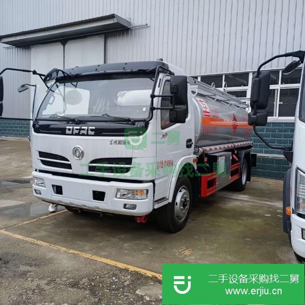 吉林出售二手福瑞卡8噸油罐車軸距3800Mm玉柴150馬力法士特8檔變速箱