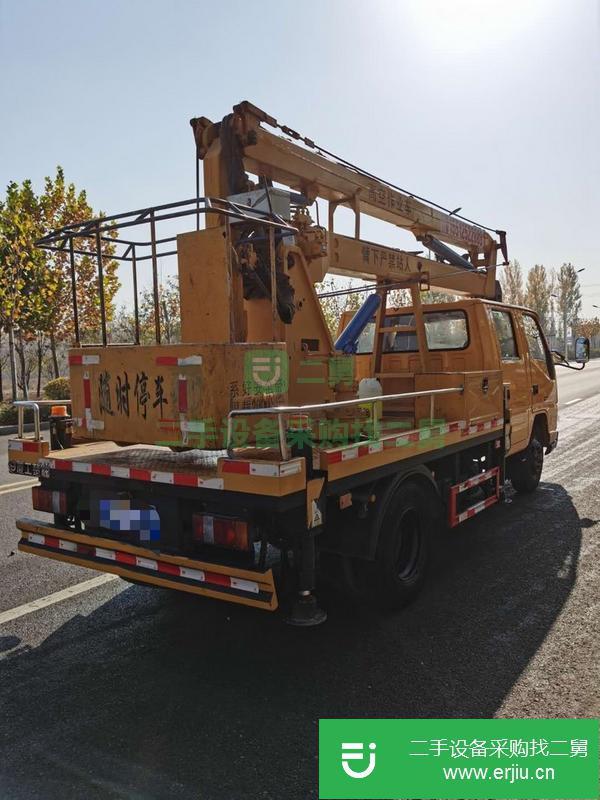 河北出售二手18年夏工13.5米藍牌高空作業車