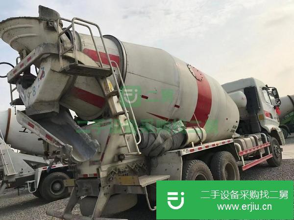 江蘇出售二手攪拌車三一大12方輕量化國五排放