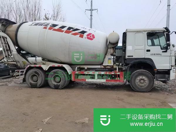 河南出售二手18年豪沃攪拌車大16方