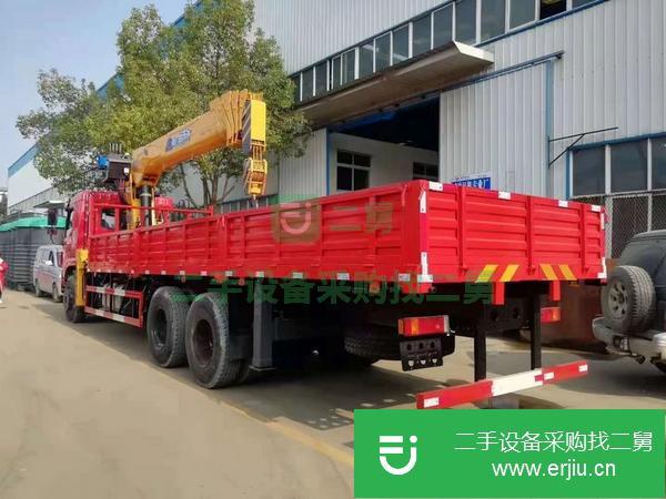 廣東出售二手東風華神后八輪12噸隨車吊國五玉柴240馬力發動機