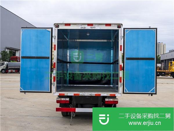 江蘇出售二手東風途逸硫酸廢液運輸車2600軸距柳機113馬力汽油發動機5檔變速箱