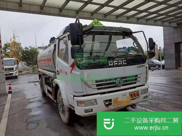四川出售二手8噸油罐車玉柴150馬力行駛1.6萬公里