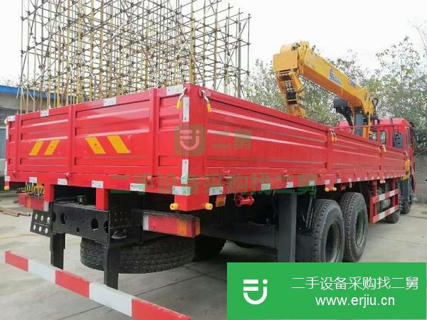湖北出售二手16噸徐工吊車濰柴300馬力發(fā)動(dòng)機(jī)