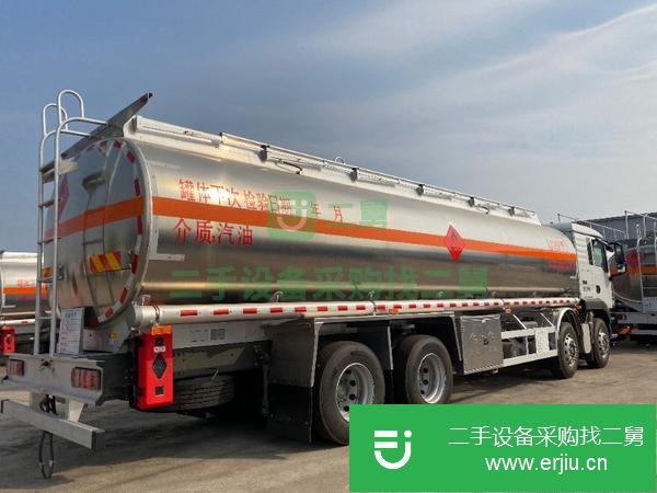 河南出售二手重汽汕德卡前四后八油罐車分期包上戶