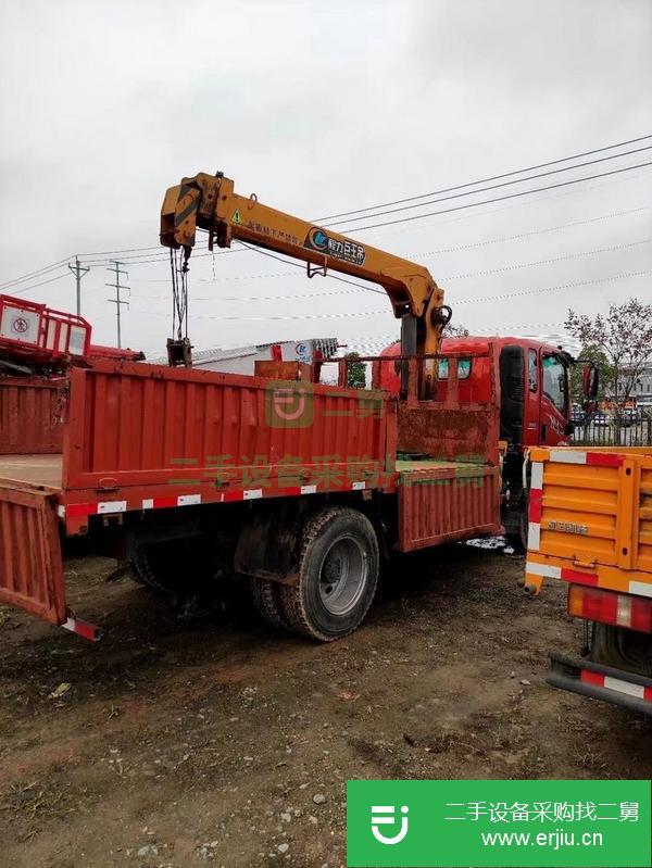 湖北出售二手重汽王牌隨車吊3900軸距3.2噸國五