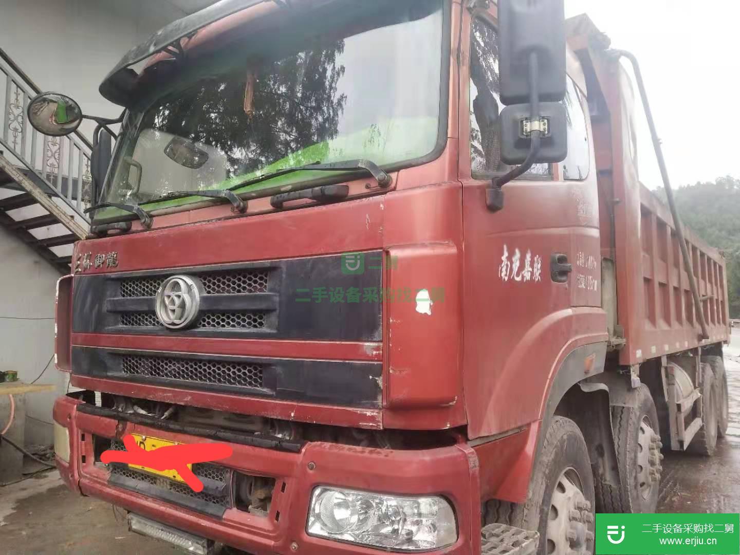 四川出售二手三環(huán)十通300馬力自卸車
