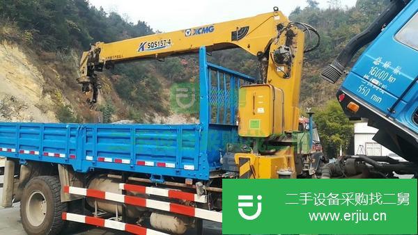 廣東出售徐工6.3噸吊車，4節臂11.8米、玉柴六缸180、法斯特箱、153底盤、6米貨箱。
