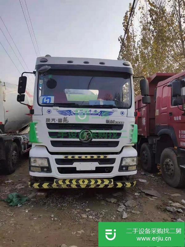 湖北出售二手16年德龍輕量化大10方攪拌車,中聯上裝