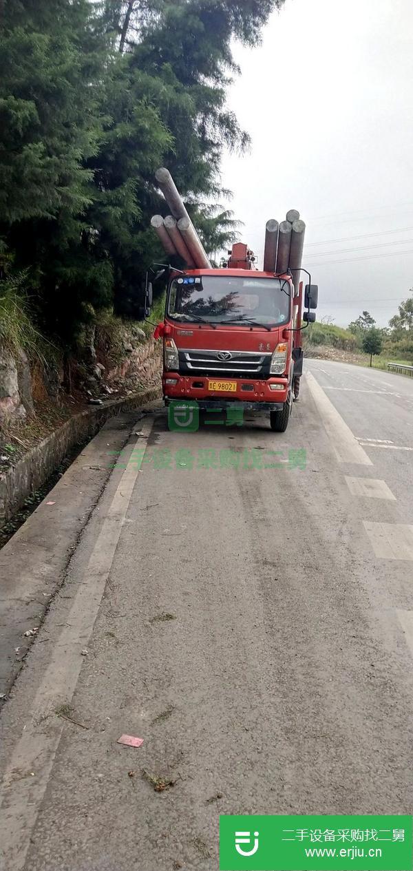 貴州出售二手重汽豪曼7噸四節隨車吊玉柴140馬力
