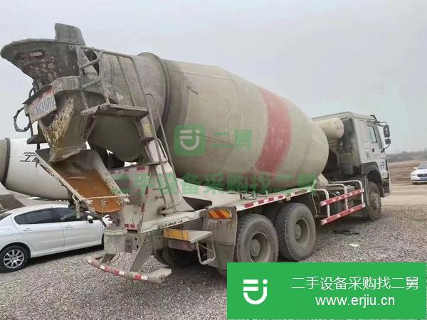 山東出售二手國四豪沃大12拉14方攪拌車