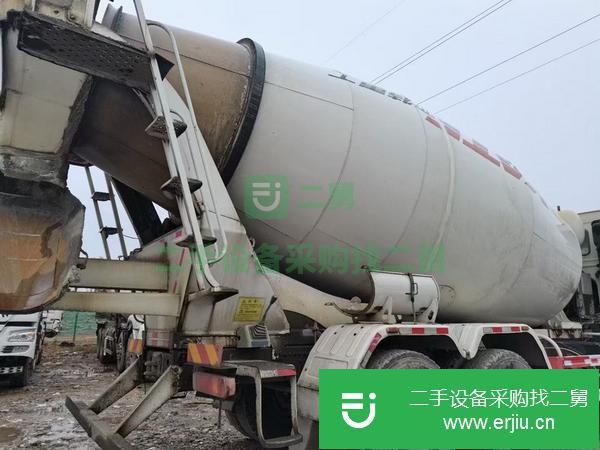 河南出售二手18年豪沃攪拌車大16方