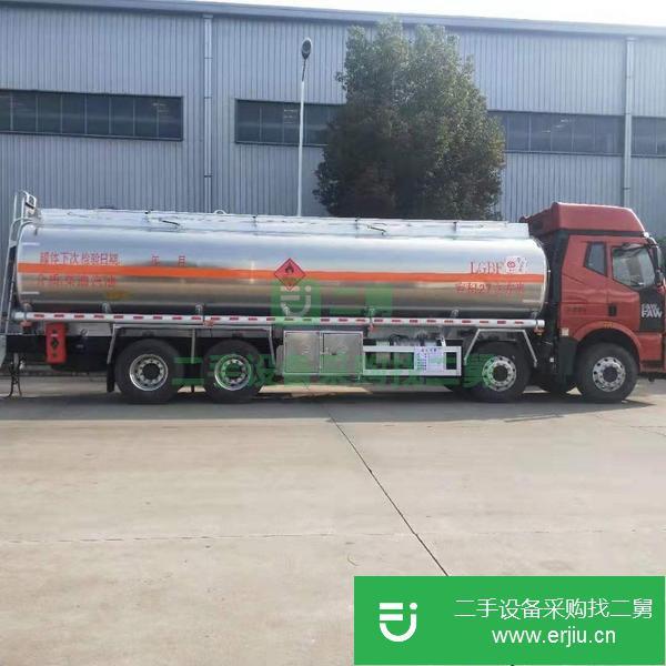 江蘇出售二手解放前四后八油罐車