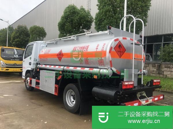 天津出售二手5噸多利卡油罐車