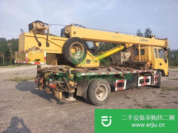 天津出售二手柳工八噸四節臂吊車