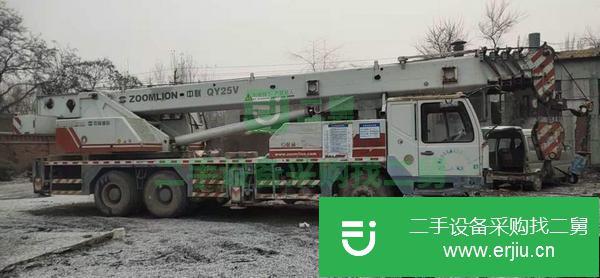山東出售二手10年中聯(lián)25v5吊車
