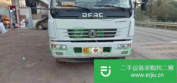 云南出售二手8.6方東風(fēng)油罐車玉柴150馬力