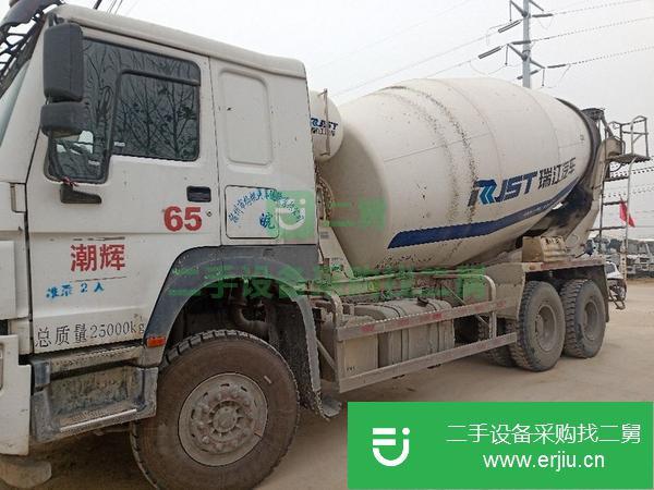 山東出售二手豪沃攪拌車車況精品可提檔