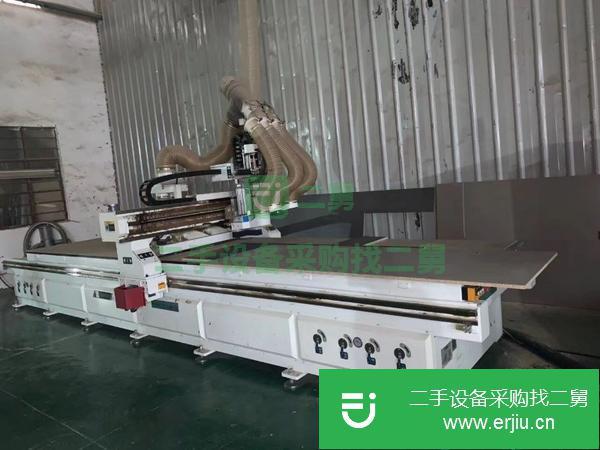上海出售二手雙臺面下料機(jī)