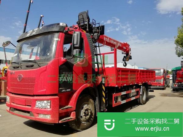 湖北出售二手精品解放J6大單橋隨車吊大柴220馬力