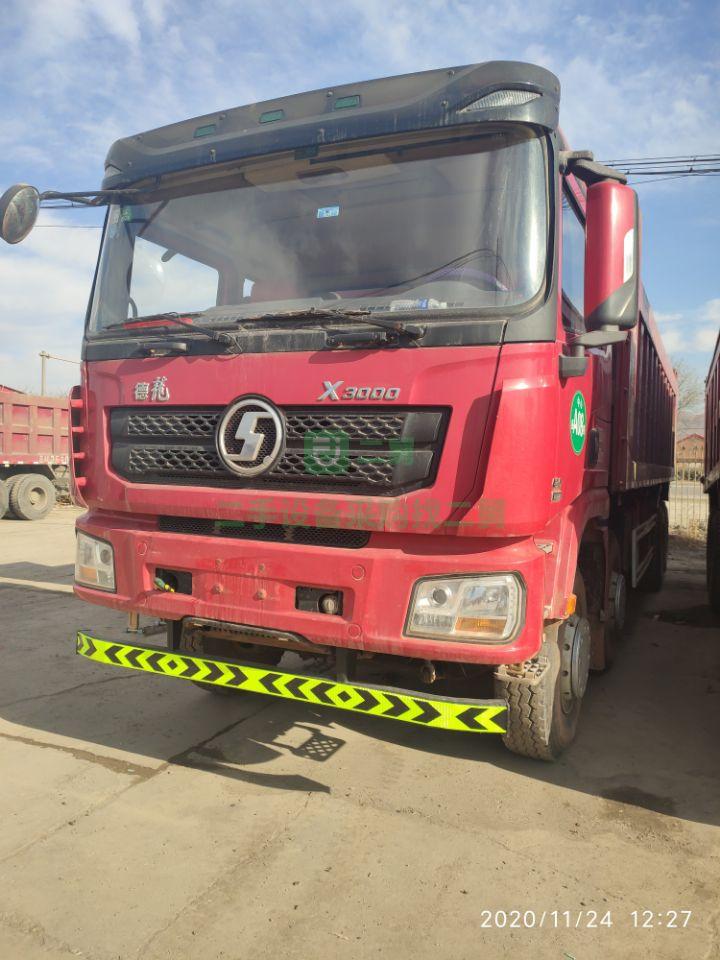 出售19年國(guó)五8.6米德龍X3000前四后八自卸車(chē)