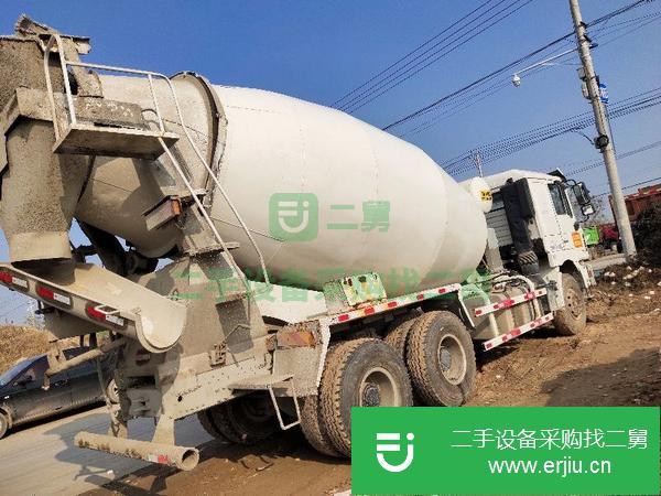 甘肅出售二手17年德龍國五攪拌車大14方