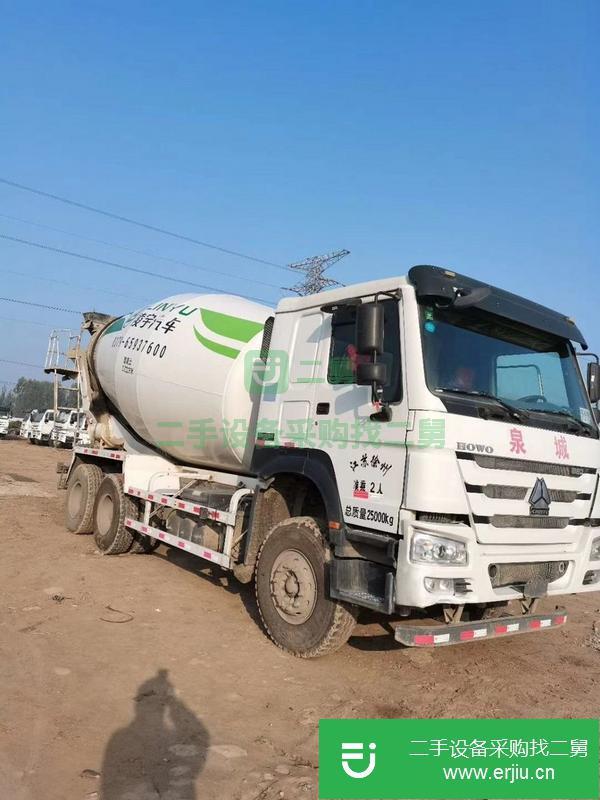 內蒙古出售二手豪沃攪拌車20方支持分期付款