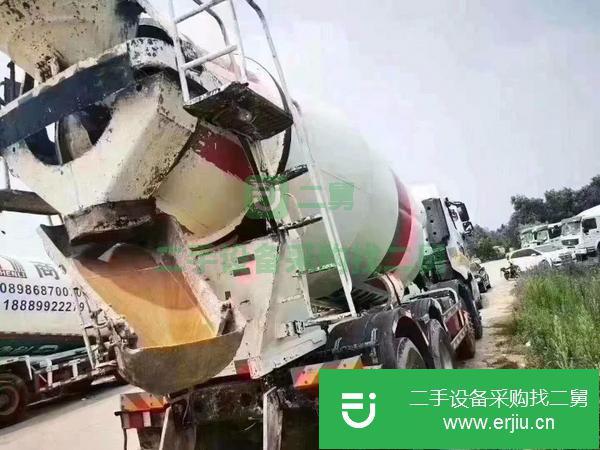 陜西出售二手18年大12方三一輕量化攪拌車,車況精品,