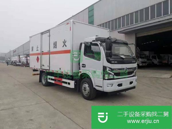 廣東出售二手國六東風易燃廂式運輸車朝柴170馬力軸距3800