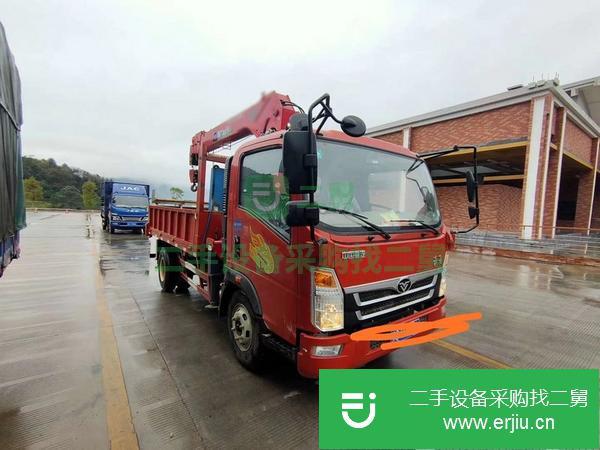 四川出售二手藍(lán)牌隨車吊，豪曼底盤，程力吊機(jī)
