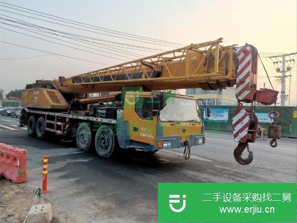 山東出售二手長(zhǎng)江70噸吊車手續(xù)齊全無(wú)事故雙發(fā)雙支腿