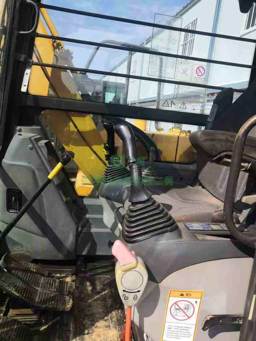 出售挖掘機三一85質保包運到付