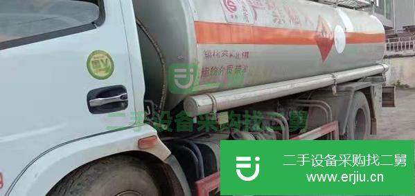 云南出售二手8.6方東風(fēng)油罐車玉柴150馬力