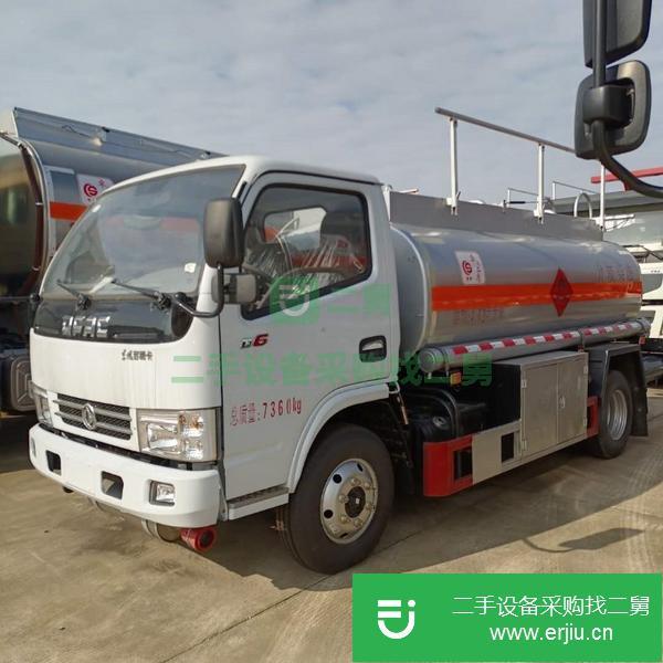 新疆出售二手東風(fēng)多利卡5噸115馬力油罐車
