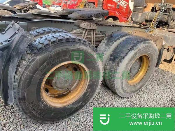 山東出售二手豪沃牽引車車況精品板正可提檔支持分期付款