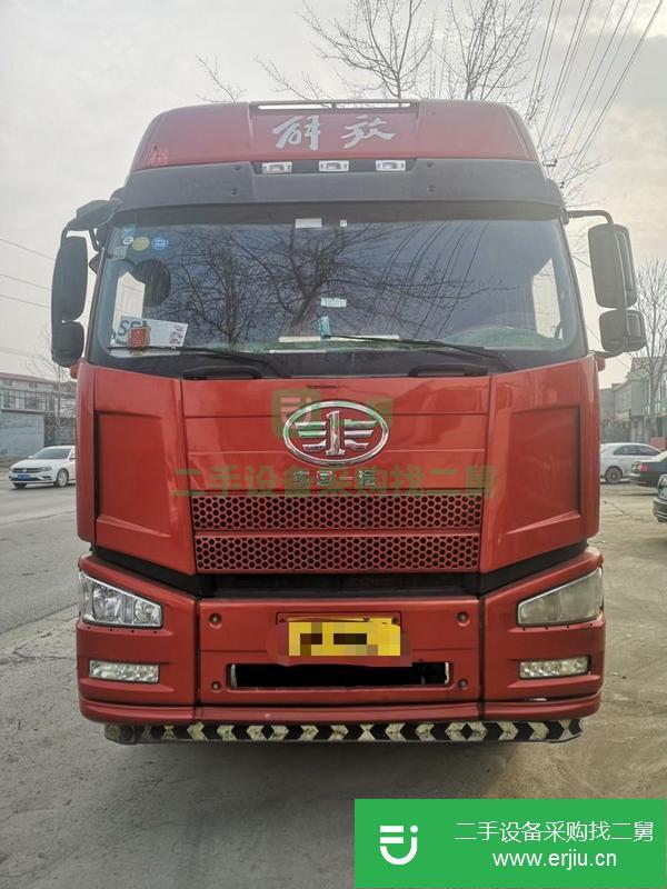 遼寧出售國五雙驅解放牽引車，350馬力車況原版無磕碰