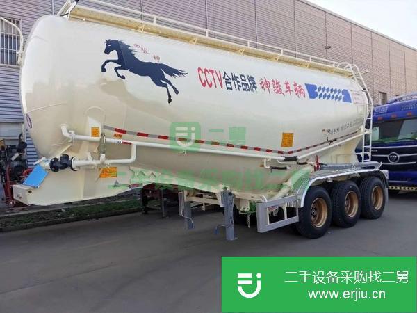 江蘇出售下出灰的水泥罐半掛車 無殘留超輕