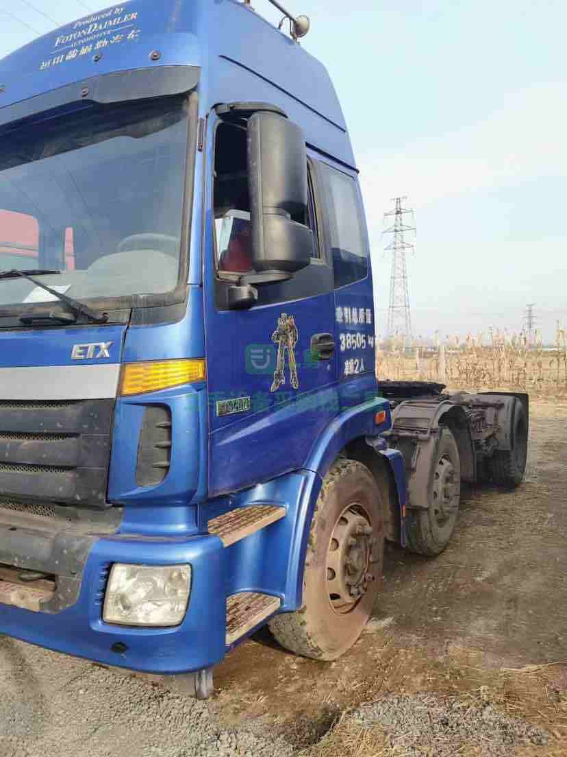 出售16年12月歐曼350馬力國四單曲牽引車，剛審車，帶1年整交強險，輪胎7成新