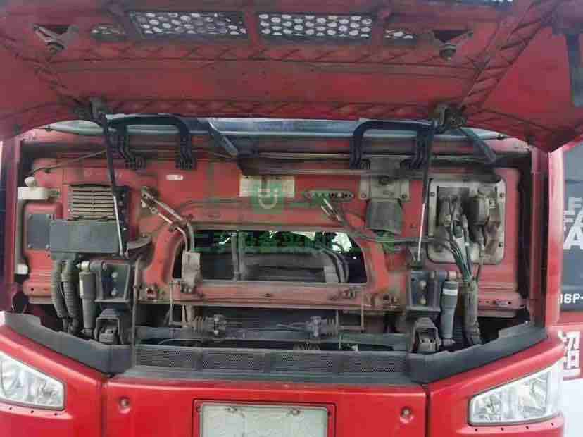 出售二手牽引車頭，國五解放，雙驅(qū)輕體，420馬力