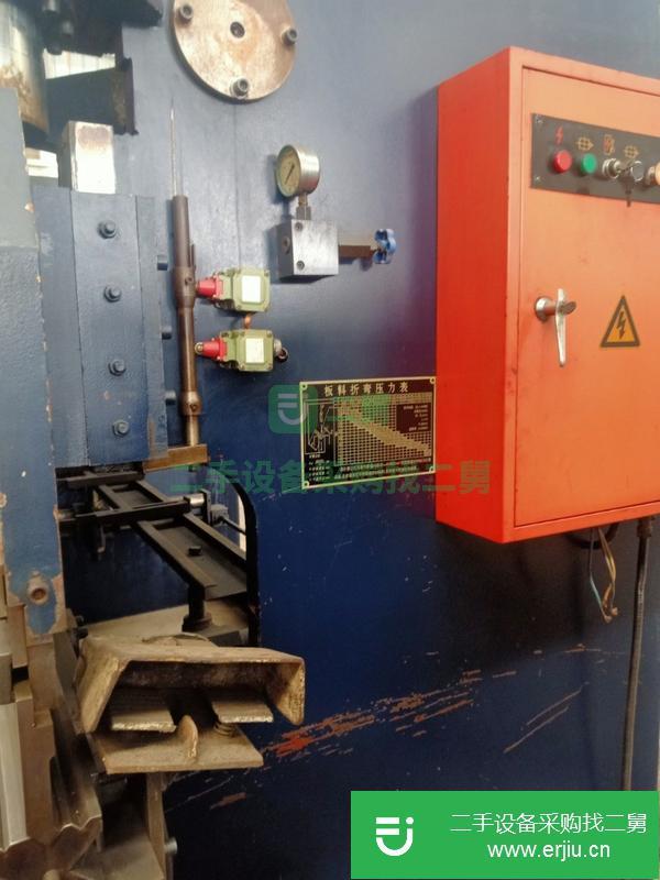 山東出售二手安徽東海重型125/3200折彎機(jī)質(zhì)量非常好,可現(xiàn)場試機(jī)