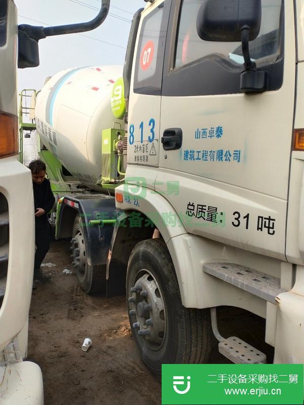 河南出售二手17年7月國(guó)四雷薩輕量化十二方攪拌車